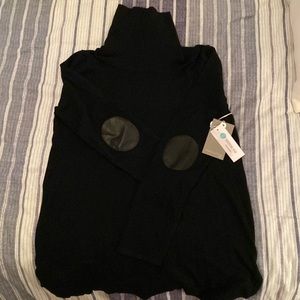 Evolution By Cyrus Jamarion Cowl Neck Elbow Patch Tunic Pullover